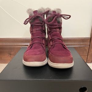 Sorel Explorer Joan boot size 8